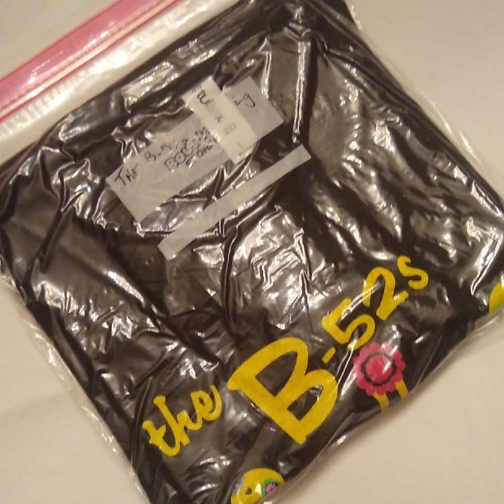 The B-52s T-Shirt - Picture 7 of 7
